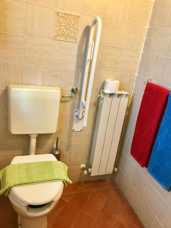 Agriturismo Podere Casano Radicofani Eksteriør bilde